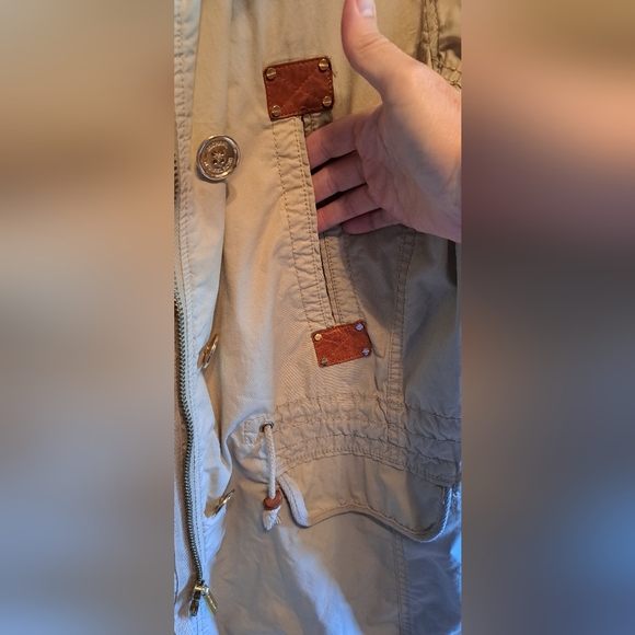 Ladies Michael Kors Utility Lightweight Hooded Cream Khaki Jacket Size Med - Picture 3 of 8